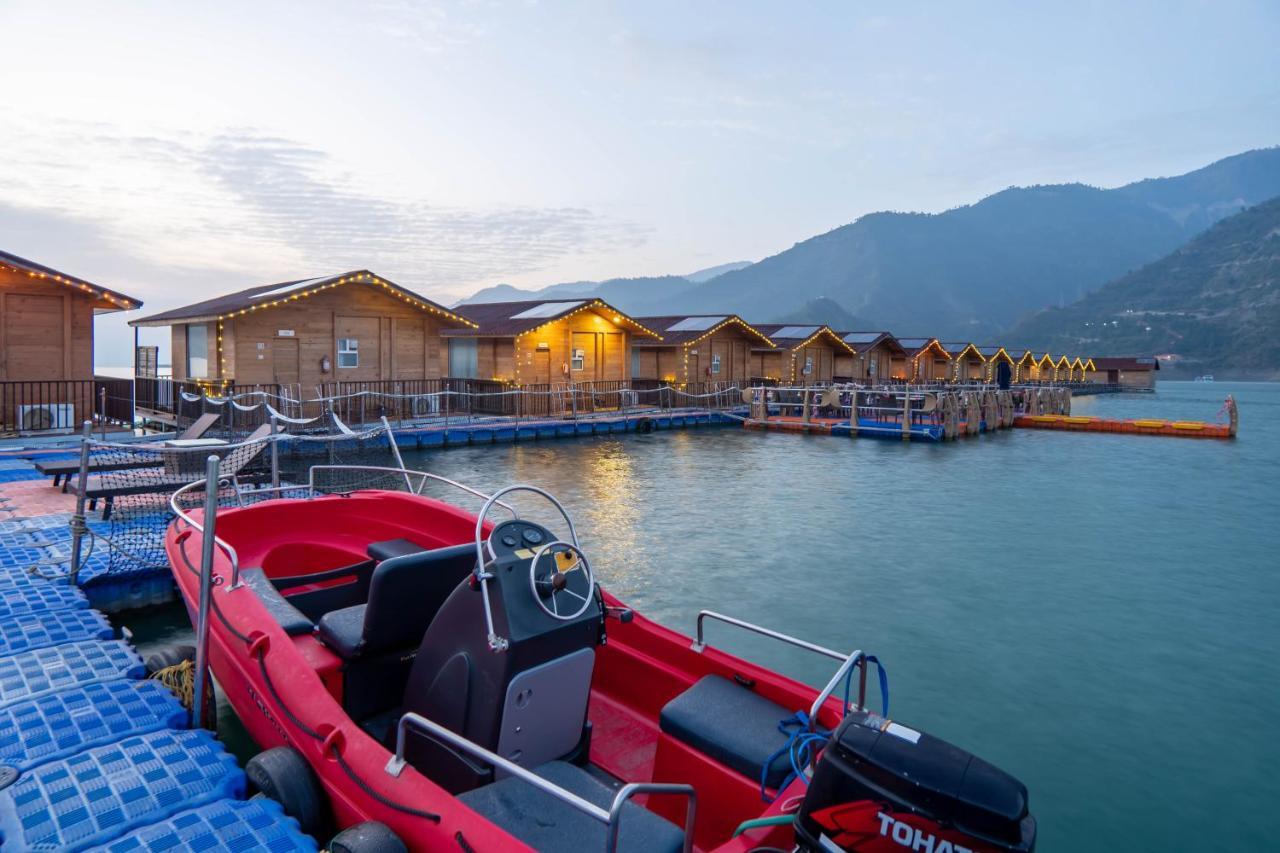New Tehri Le Roi Floating Huts & Eco Rooms Tehri מראה חיצוני תמונה