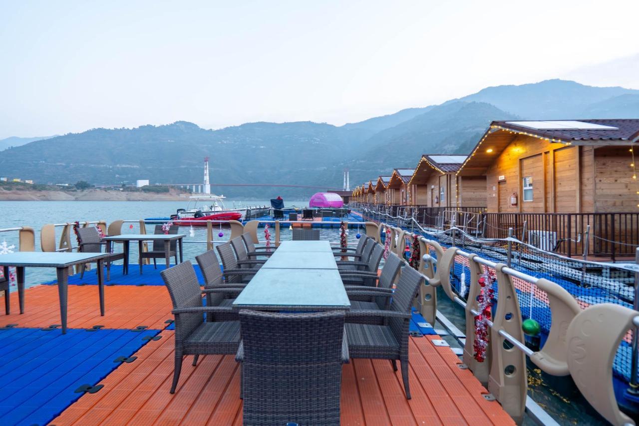 New Tehri Le Roi Floating Huts & Eco Rooms Tehri מראה חיצוני תמונה